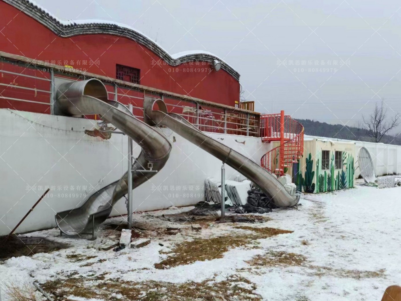 度假村不锈钢滑梯
